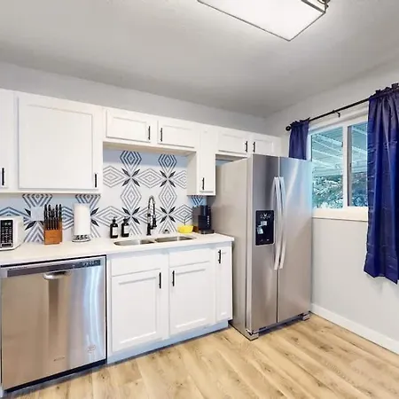 Two Bedroom Family Home Near Anschutz Medical
